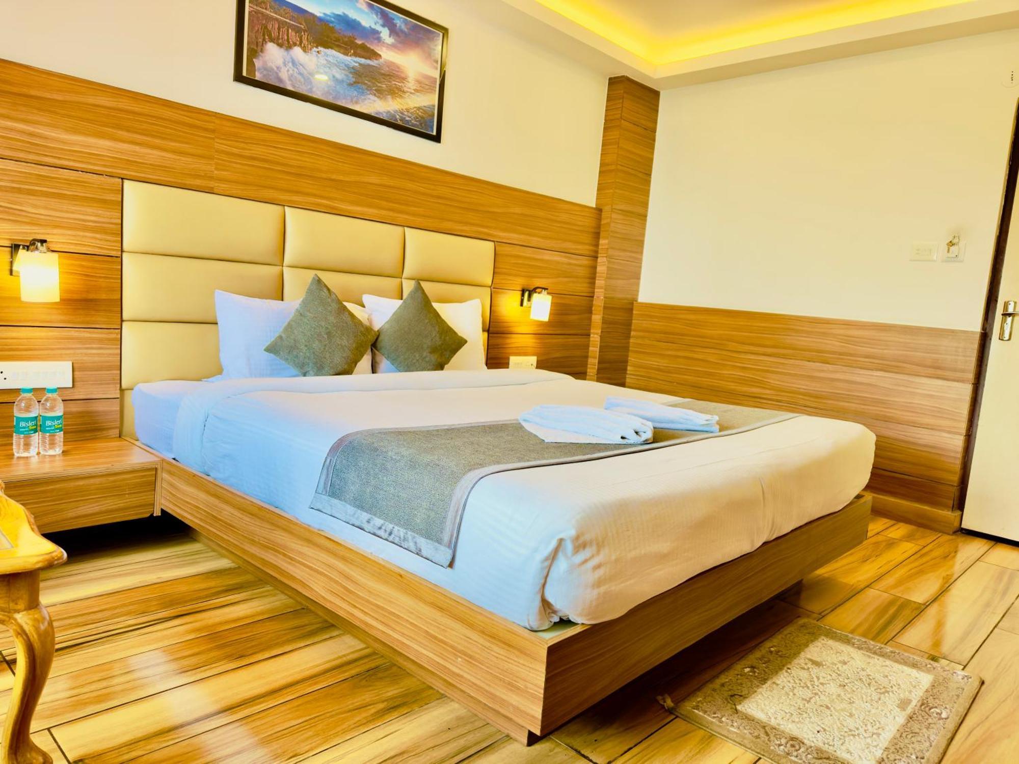Hotel Bella Vista Darjeeling Near Drc Paid Paking Exteriör bild
