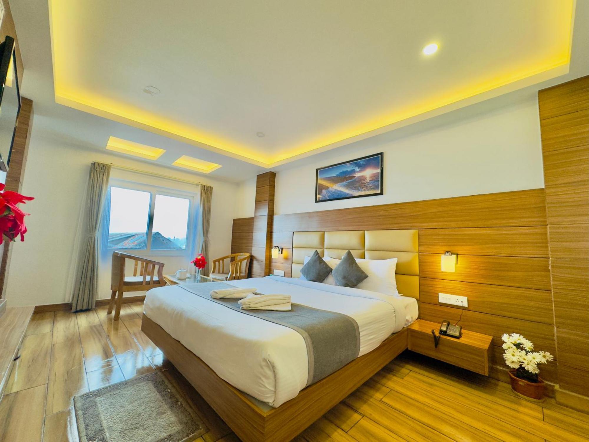 Hotel Bella Vista Darjeeling Near Drc Paid Paking Exteriör bild