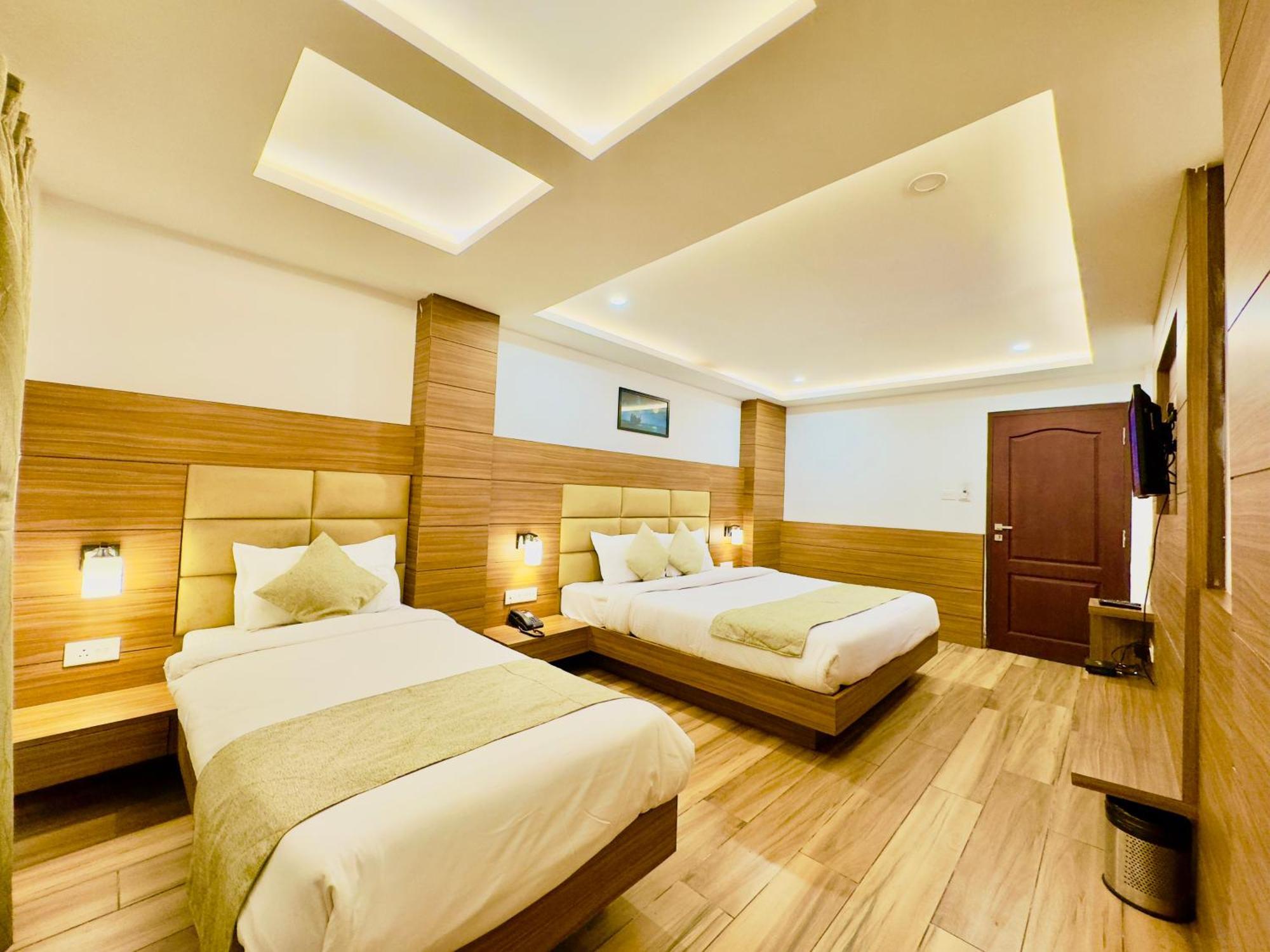 Hotel Bella Vista Darjeeling Near Drc Paid Paking Exteriör bild